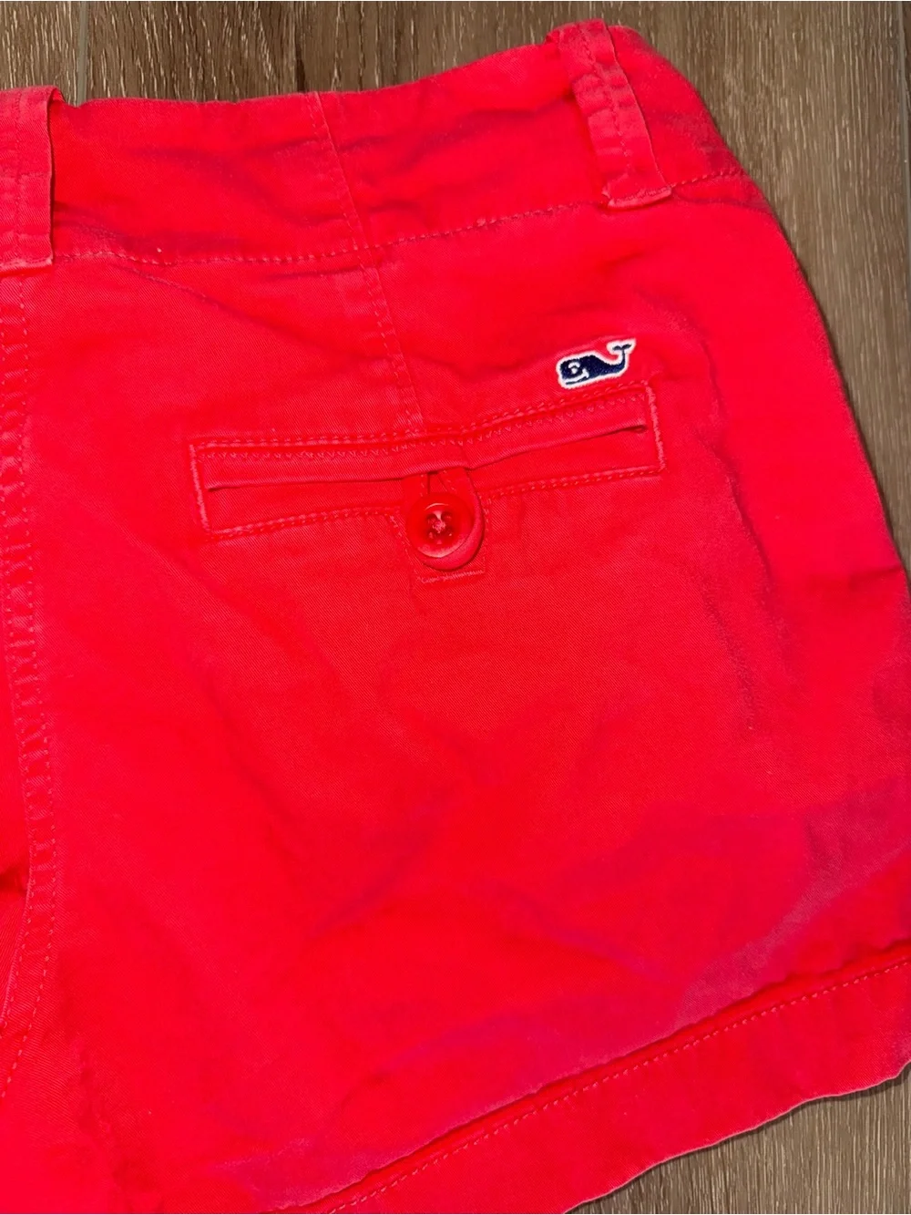 Vineyard Vines Bright Red Chino Shorts size 00